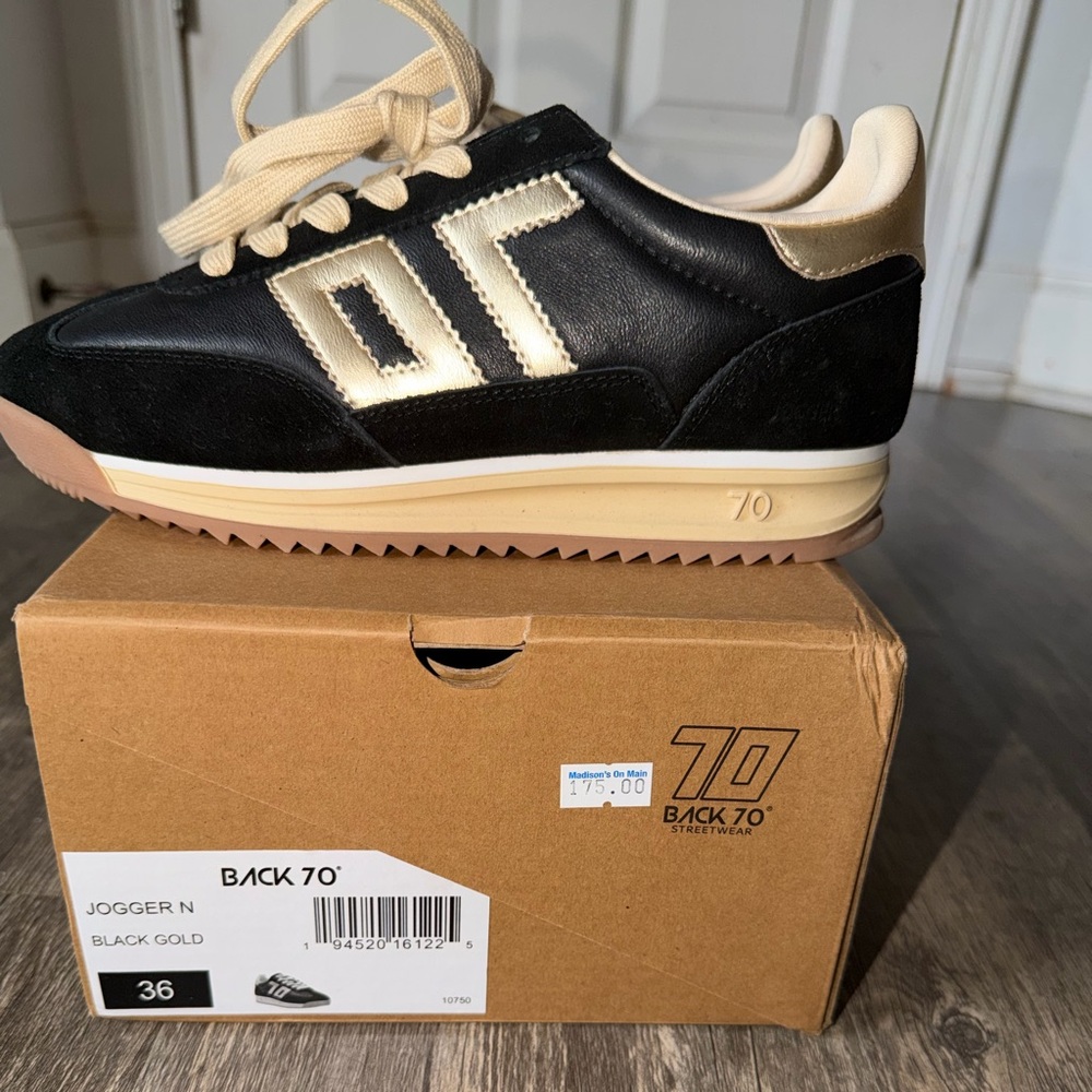 Back 70 Sneakers - Picture 2 of 5